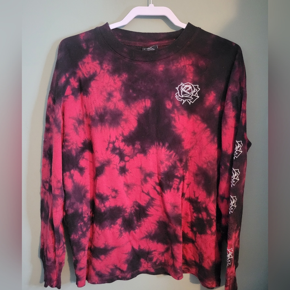 Empyre Medium Tie Dye Acid Wash Long Sleeve Black Red Roses Embroidered